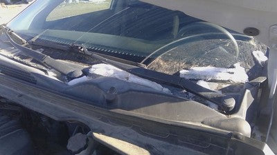 2011-16 Kia Sportage Driver Left Windshield Wiper Arm Oem Blade Lever 983103W000
