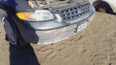 1996-2000 Chrysler Voyager Front Bumper Cover Assembly Oem Green 5011110Aa