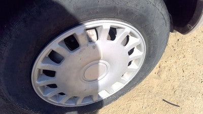 90-92 Corolla Station Wagon 13" Hub Cap Oem Wheel Cover 2Wd 12 Vane Design1
