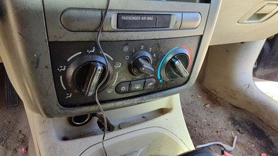 2005-2010 Chevy Cobalt Temperature Control Module In Dash Heater Ac Head Unit