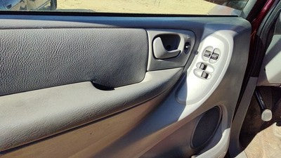 04-07 Town & Country Driver Left Front Inside Door Trim Panel Only Oem Gray D5
