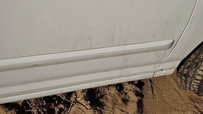 01-03 Hyundai Elantra Passenger Right Front Moulding From Door Trim Strip White