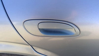 2000-2003 Nissan Maxima Passenger Right Rear Outside Door Handle Oem Back