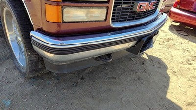 1992-1999 Gmc Yukon Front Bumper Assembly With Brackets Oem Chrome 15574111