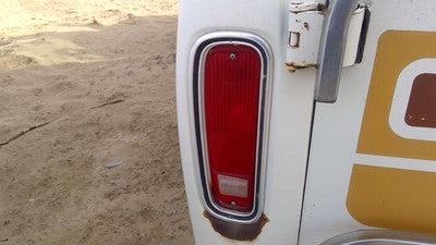 1975-1991 Ford Van E250 Driver Left Tail Light Oem Brake Lamp Rear D5uz13404a