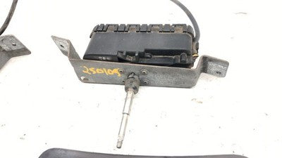 2001 Volvo V70 Xc Set Of Headlight Wipers Oem Assembly Pair Driver Passenger