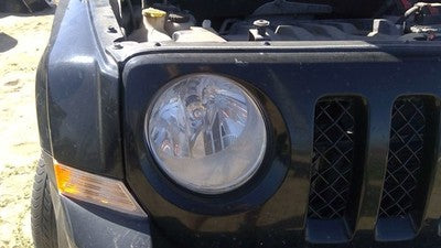 2007-2017 Jeep Patriot Passenger Right Head Light Oem Front Lamp With Bracket