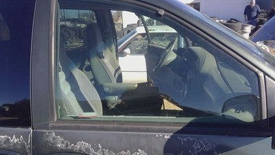96-00 Chrysler Voyager Passenger Right Front Side Window Door Glass Oem 4717034