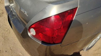 2004-08 Nissan Maxima Passenger Right Tail Light Brake Lamp Oem Rear 265207Y025