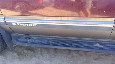 1995-2000 Chevy Tahoe Driver Left Front Moulding From Door Oem Trim Strip