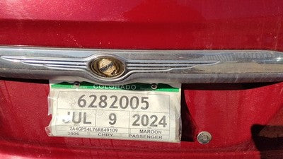 01-07 Town & Country Rear Lift Gate Handle Release License Plate Light Oem