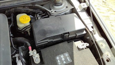 2015 Chrysler 200 Engine Fuse Box Power Distribution Panel Oem 3.6L 68137441Ad