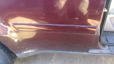 06-09 Blazer Passenger Right Rear Moulding From Door Back Trim Strip Red 49U