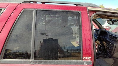 2002-09 Chevy Trail Blazer Passenger Right Rear Side Window Door Glass Oem Back