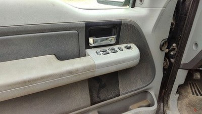 2006-2007 Ford F150 Driver Left Front Door Trim Panel With Master Switch Gray Me