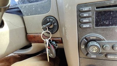 04-12 New Style Malibu Ignition Switch Assembly With Key Complete Electrical