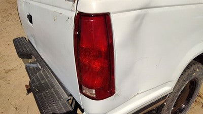 1988-1999 Chevy Silverado 1500 Passenger Right Tail Light Brake Lamp Oem Rear