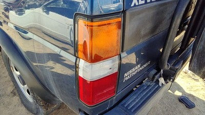 1987-95 Nissan Pathfinder Driver Left Tail Light Brake Lamp Oem Rear G655541g00