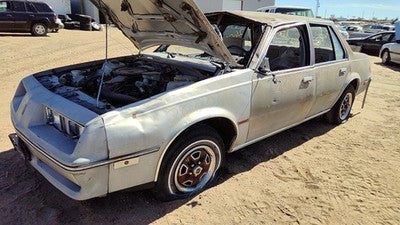 1982 Oldsmobile Firenza Passenger Right Rear Door Latch With Rods/Cables Back