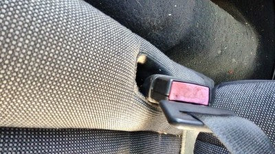 2005 Ford Crown Vic Driver Left Front Seat Belt Buckle Receiver Oem Black