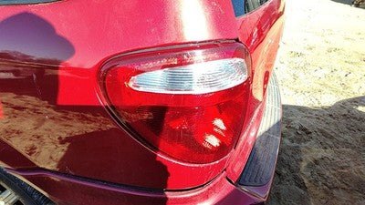 2004-2007 Town & Country Driver Left Tail Light Brake Lamp Oem Rear 68241335Aa