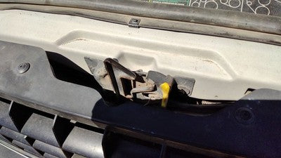 2002-2005 Ford Explorer Hood Latch Assembly With Bracket Oem