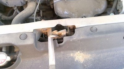 2004 2005 Honda Civic Hood Latch Assembly With Bracket Oem
