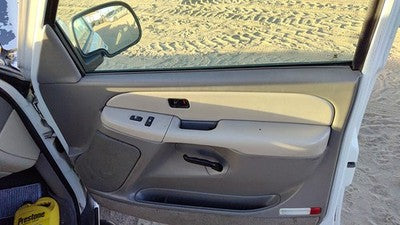 01-02 Suburban Passenger Right Front Door Trim Panel With Switches Light Gray