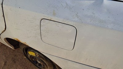 2001-2006 Hyundai Elantra Fuel Tank Door With Hinge Gas Lid Oem Filler White