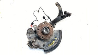 98-03 Vw Passat Passenger Right Front Spindle Steering Knuckle With Wheel Hub