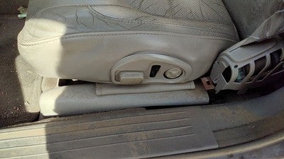 02 Deville Dts Driver Left Side Power Seat Switch With Trim Panel Cashmere 54U