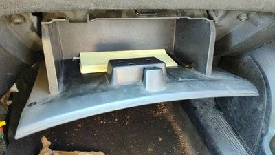 2008 New Style Malibu Glove Box Assembly Complete Door With Latch Oem Ebony 242