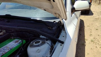 2007-2009 Mazda 3 Driver Left Hood Hinge Assembly Oem White 34K Br5g52420a