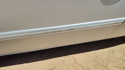 04-07 Town & Country Driver Left Front Moulding From Door Trim Strip Silver Ps2