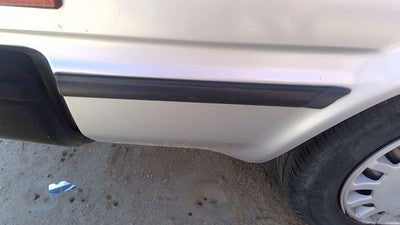 1990 Corolla Station Wagon Passenger Right Rear Moulding On Quarter Panel Oem