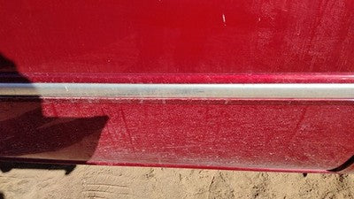 04-07 town & Country Driver Left Front Moulding From Door Trim Inferno Red Prh