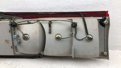 2004-2007 Buick Rendezvous Center Tail Light Section Oem Brake Lamp Middle