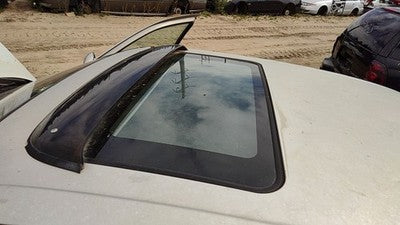 2000-2003 Nissan Maxima Sun Roof Glass Oem Top Window 912106Y320