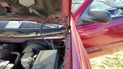 2002-09 Chevy Trail Blazer Driver Left Hood Hinge Assembly Oem Majestic Red 86U