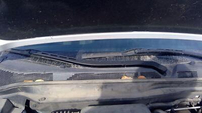 2010-2017 Gmc Terrain Passenger Right Windshield Wiper Arm Oem Blade Lever