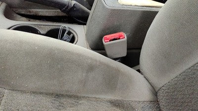 2000-2005 Saturn L100 Driver Left Front Seat Belt Buckle Receiver Oem Gray 96B