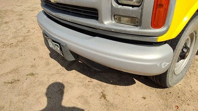 1996-2002 Express Van 2500 Front Bumper Assembly With Brackets Oem 15075736