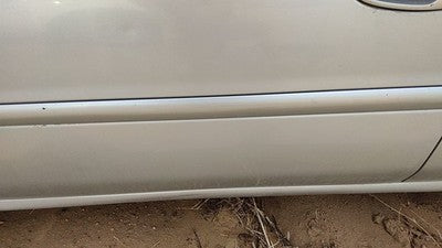97-05 Chevy Malibu Driver Left Front Moulding From Door Trim Strip Silver 12U