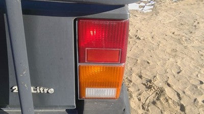 1984-1996 Jeep Cherokee Passenger Right Tail Light Oem Brake Lamp Rear 4720500