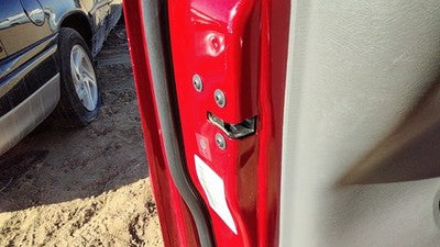 01-07 Town & Country Driver Left Front Door Latch With Rods/Cables Oem 4717803Ag