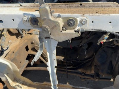 1992-1997 Ford F250 Hood Latch Assembly With Bracket Oem F2Tz16138C