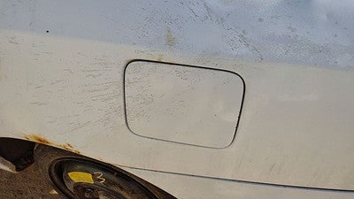 2001-2006 Hyundai Elantra Fuel Tank Door With Hinge Gas Lid Oem Filler White