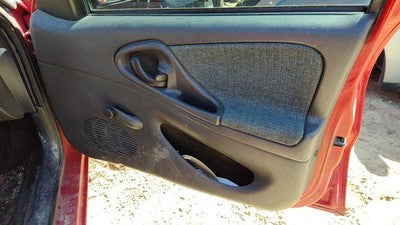03-05 Chevy Cavalier Passenger Right Front Inside Door Trim Panel Graphite 12C