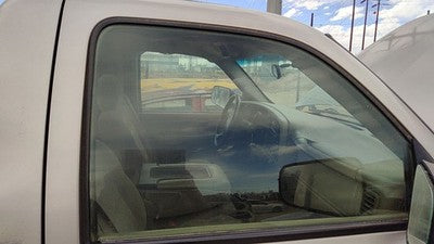 1999-2007 Chevy Silverado 2500 Passenger Right Front Side Window Door Glass Oem
