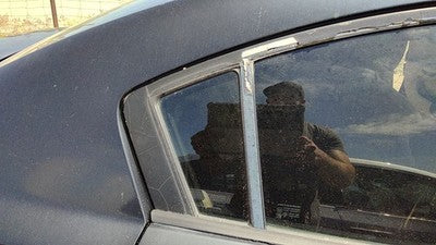 2004-09 Mazda 3 Passenger Right Rear Vent Window Back Door Glass With Frame Oem